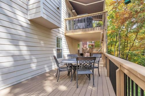 1033 Alexander Run Pass, Buford GA  30518-5560 exterior