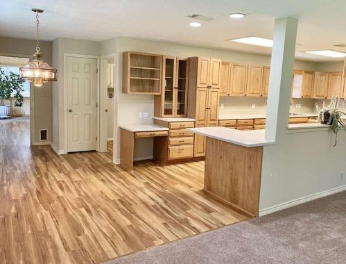 2570 Roosevelt St, Lakeview, TX 77662