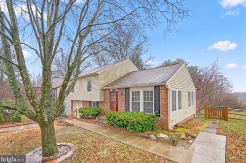 5450 Bluecoat Ln, Columbia MD  21045-2210 exterior