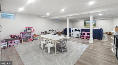 102 Bellehahn Ct, Severna Park MD  21146-4804 exterior