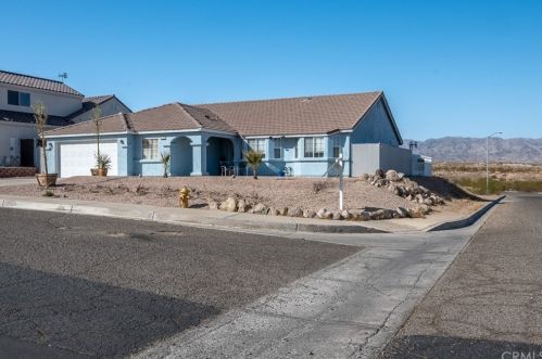 2208 Casa Loma St, Chemehuevi, CA 92363-3538