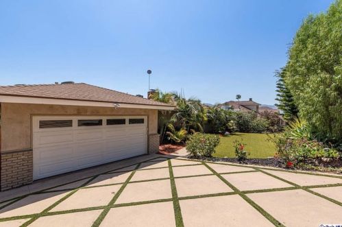 2328 Chapman Rd, Glendale CA  91214-3013 exterior