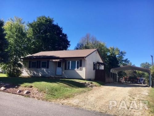 307 Bess St, Beverly Manor, IL 61571-3008