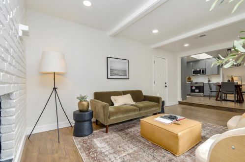 387 Smithwood St, Milpitas CA  95035-4126 exterior