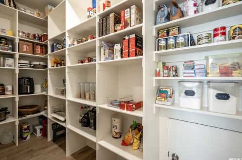 379 Sarah St, Providence UT 84332-9637 exterior