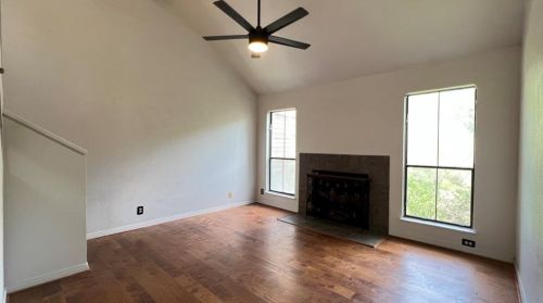 6513 Cat Creek Trl, Austin TX  78731-2613 exterior