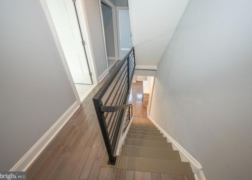 412 Jackson St, Philadelphia PA  19148-5705 exterior