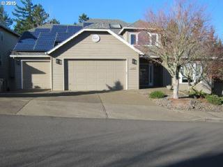 13447 Essex Dr, Portland, OR 97223-5649