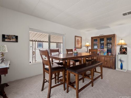 48303 20th St, Lancaster CA  93534-7403 exterior