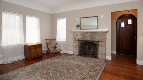 7049 Pkwy, Forest View IL  60402-2554 exterior