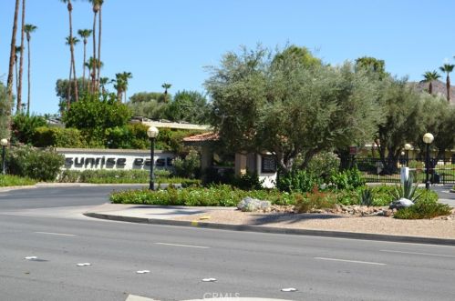 2333 Oakcrest Dr, Palm Springs, CA 92264-5020