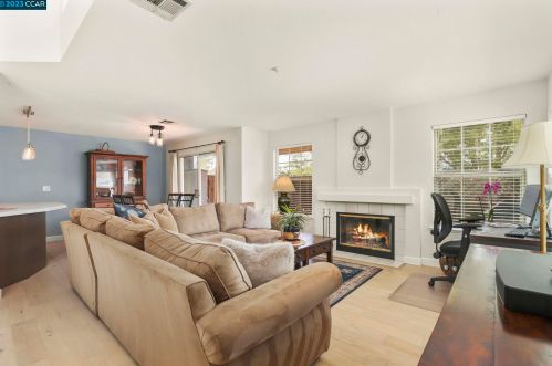 1106 Radiant Ln, San Ramon, CA 94583-1965