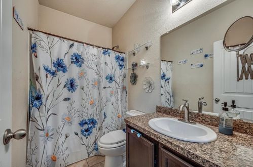 5117 Grayson Rdg Dr, Fort Worth TX  76179 exterior