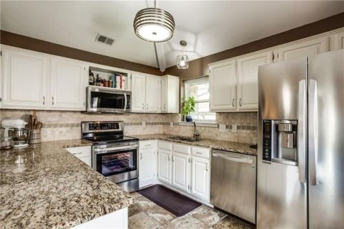 2719 Alden Ave, Dallas TX  75211-2719 exterior