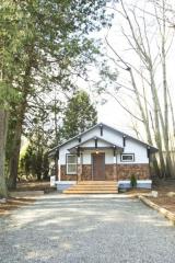 4517 Decatur Dr, Ferndale, WA 98248-9571