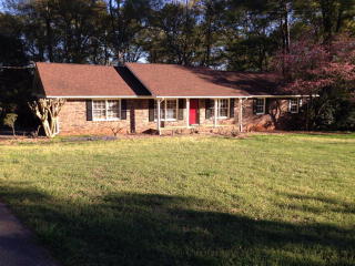 185 Edgewood Dr, Athens, GA 30606-3105