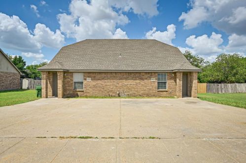 500 Kings Way Dr, Midlothian TX  76063-8347 exterior