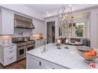 370 20th St, Santa Monica CA  90402-2414 exterior