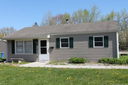 20 Audette Dr, Wallingford, CT 06492-3960