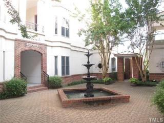 230 Davie St, Raleigh NC  27601-1808 exterior