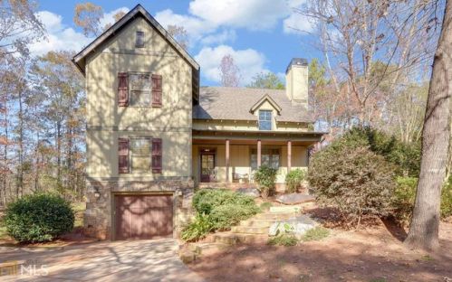 95 Barefoot Bay Rd, Hartwell, GA 30643-2434