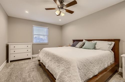 6218 Niagara Ct, Englewood CO 80112-1011 exterior