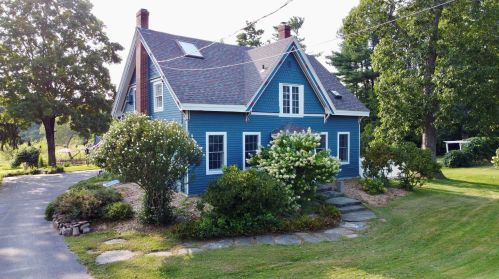 415 Newington Rd, Portsmouth, NH 03801-2748