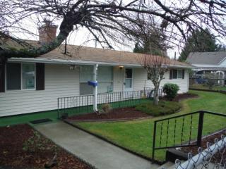 8224 C St, Tacoma, WA 98404-1035