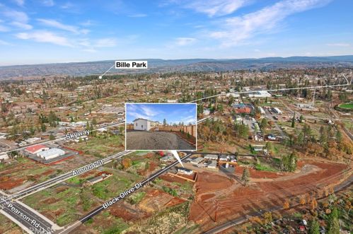 5826 Black Olive Dr, Paradise CA 95969-4900 exterior