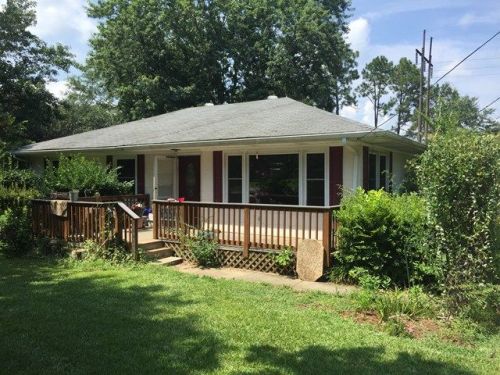 807 Glen St, Washington, GA 30673-2206