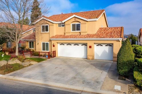 51 East Loop, Madera, CA 93637-4946