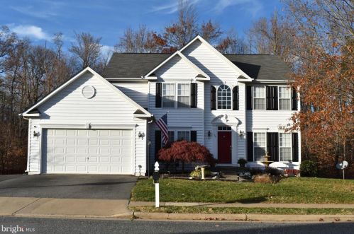16 Neabsco Dr, Fredericksburg, VA 22405-2162