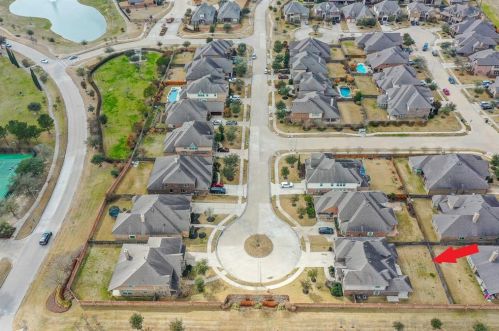 23902 Via Renata, Richmond TX 77406-7803 exterior