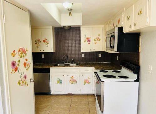 1622 Morrison Dr, Garland TX 75040-5925 exterior