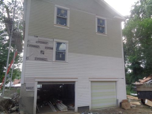 23 Tingley St, Warwick, RI 02886-1248