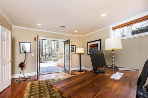 700 Glengate Pl, Atlanta GA  30328-7257 exterior