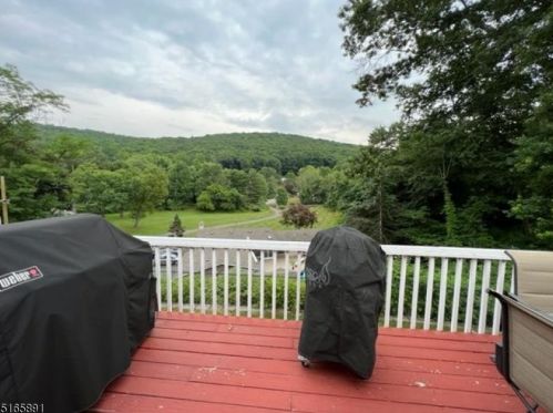 16 Frd, Dover NJ  07803-3205 exterior