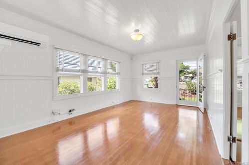 847 19th Ave, Honolulu HI  96816-4503 exterior