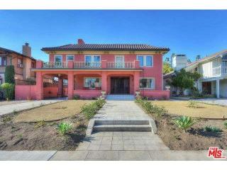 2103 Buckingham Rd, Los Angeles CA  90016-1705 exterior