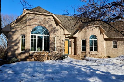 814 Mayflower Ct, Waterford, MN 55057-3408