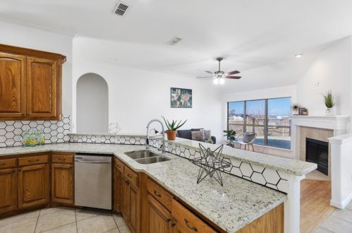 8240 Summerview Ct, Fort Worth TX  76123-1989 exterior