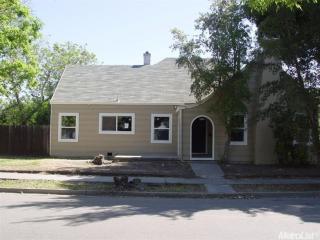 904 Columbia Ave, Stockton, CA 95203-2007