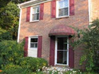 1792 Twin Brooks Dr, Marietta, GA 30067-7865