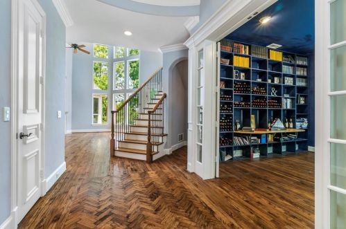7131 Araglin Ct, Dallas, TX 75230-2097