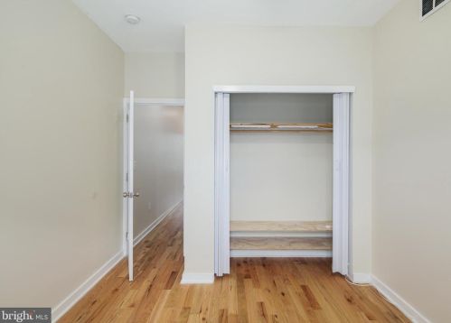 420 Federal St, Philadelphia PA  19147-5208 exterior
