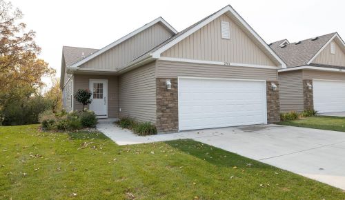 2701 Ridgeview Dr, Red Wing, MN 55066-4235