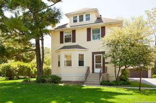 183 Parkview Rd, North Riverside, IL 60546-2407