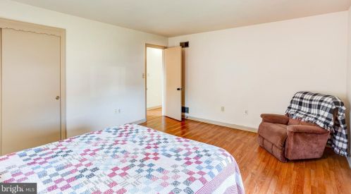 1992 Drexel Ave, Lancaster PA  17602-3365 exterior