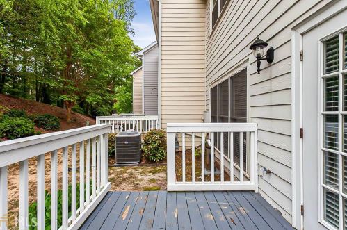 8615 Hope Mews Ct, Atlanta GA  30350-2961 exterior