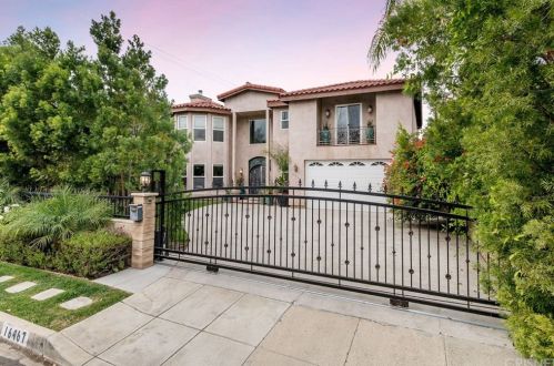 16467 Otsego St, Van Nuys, CA 91436-1222